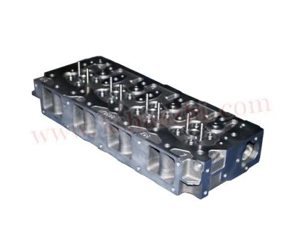 フォークリフト部品4TNV94 / 4TNV98シリンダーヘッドAssy部品番号YM129907-11700 Oem部品在庫あり